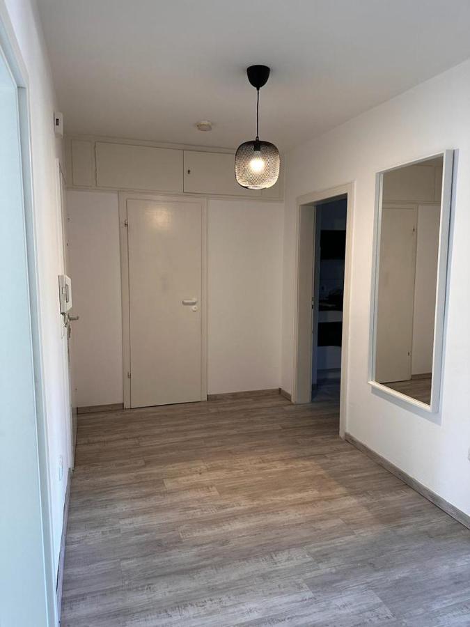 A&V Apartments Wunderschoene Rheinblick Wohnung Zum Entspannen Apt Ela Duisburgo Exterior foto